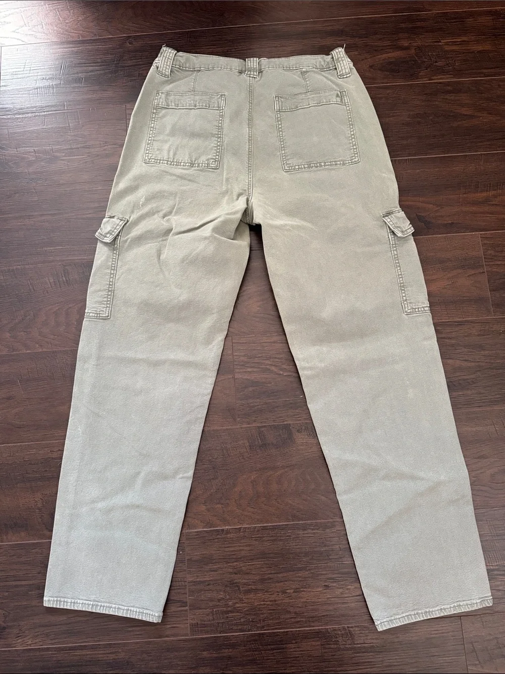 American Eagle Cargo Pants